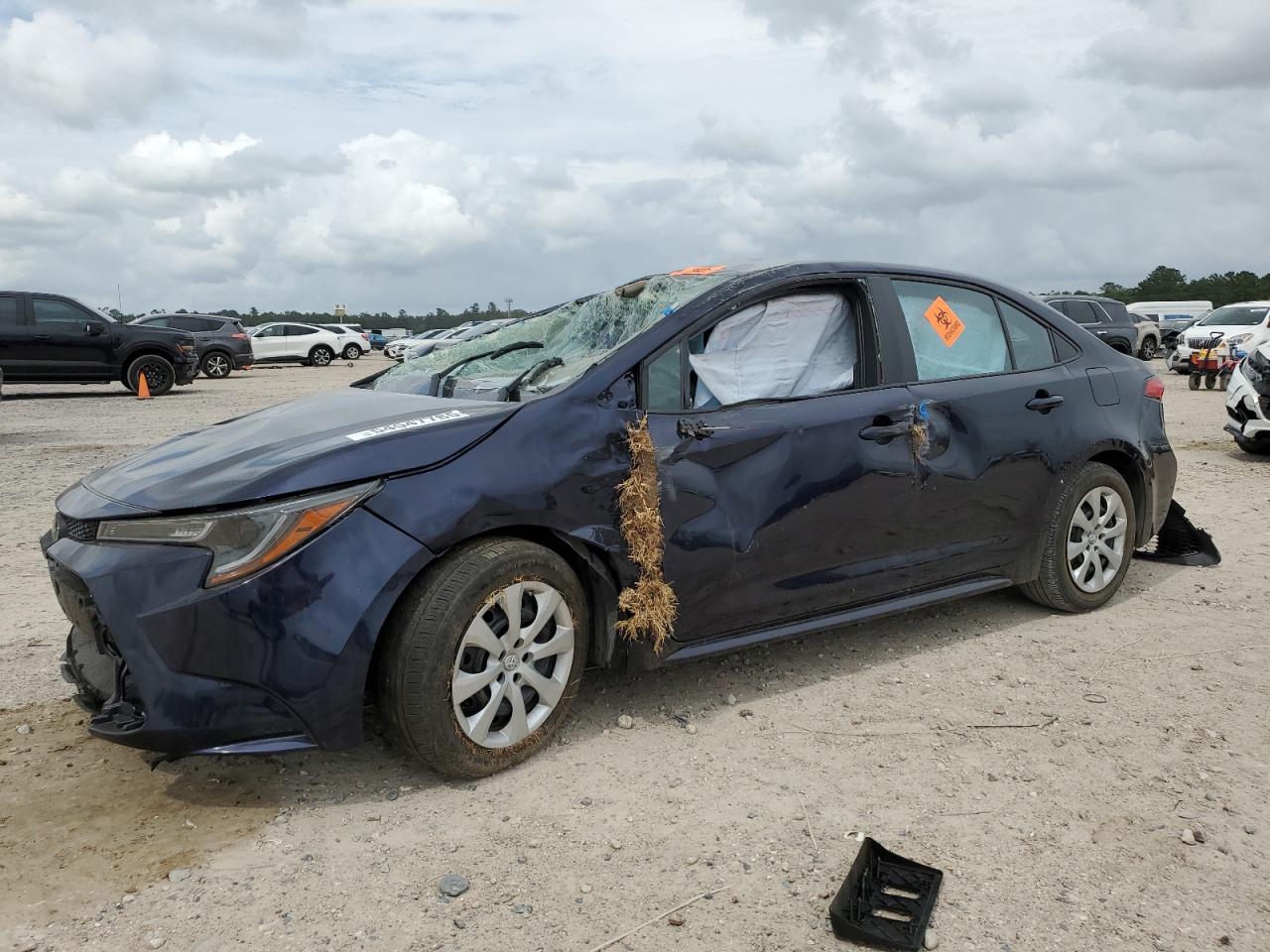 TOYOTA COROLLA LE