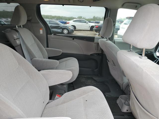 2019 TOYOTA SIENNA LE - 5TDKZ3DC7KS989984