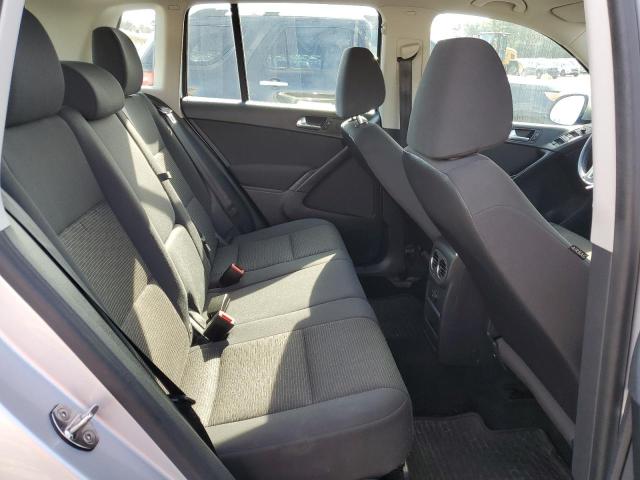 2017 VOLKSWAGEN TIGUAN S WVGBV7AX0HK053081