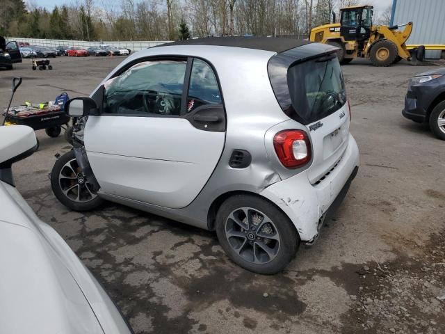 Vin: wmefj5da0hk176622, lot: 51644835, smart fortwo 20172