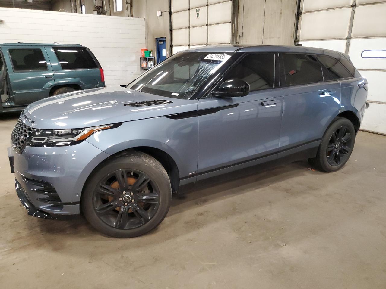 LAND ROVER RANGE ROVER R-DYNAMIC HSE