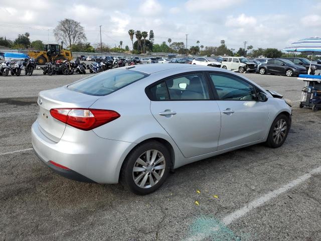Vin: knafx4a65f5272813, lot: 53981845, kia forte lx 20153