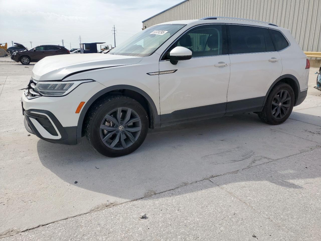 VOLKSWAGEN TIGUAN SE