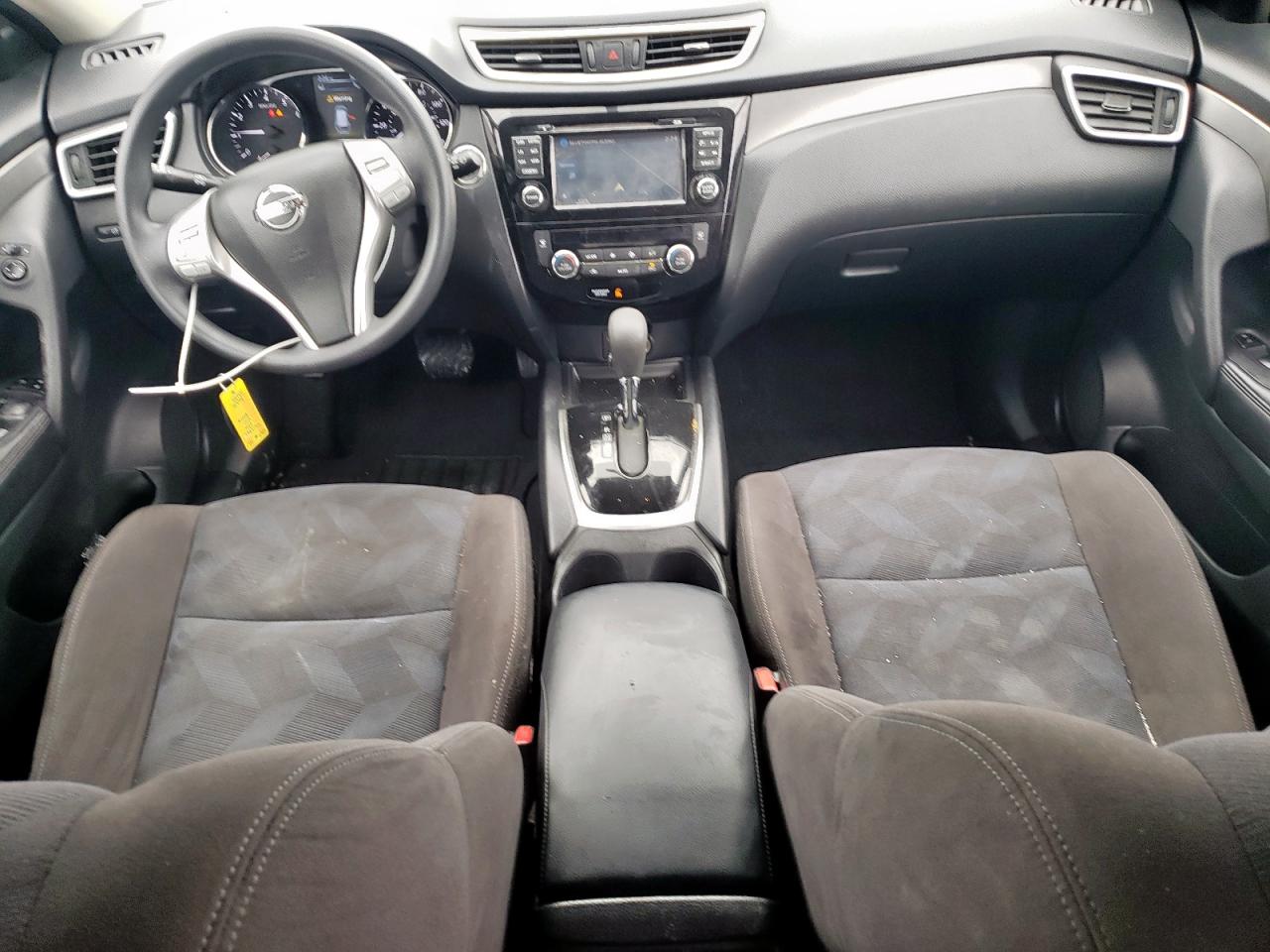 Nissan Rogue s 2015