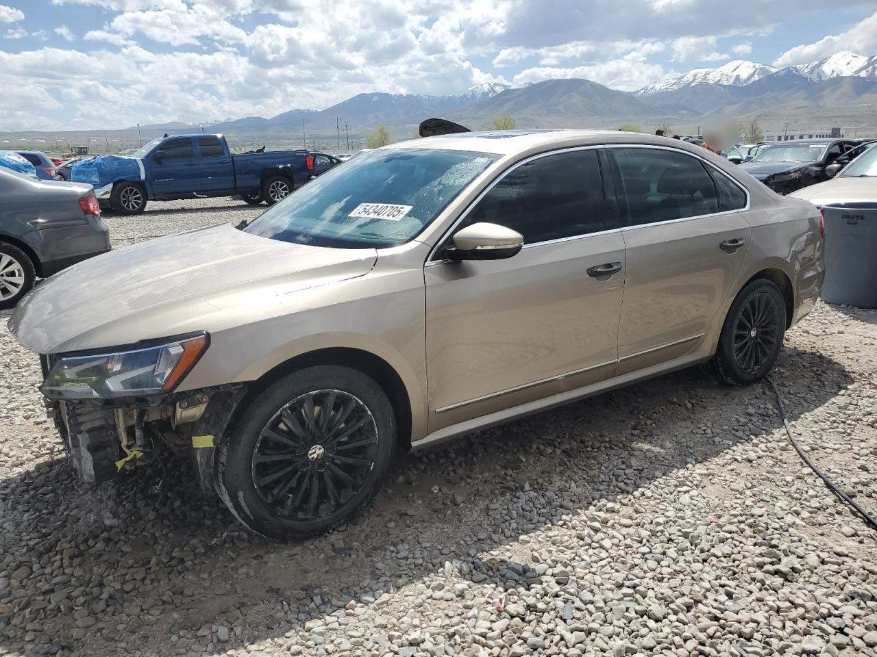 VOLKSWAGEN PASSAT SE