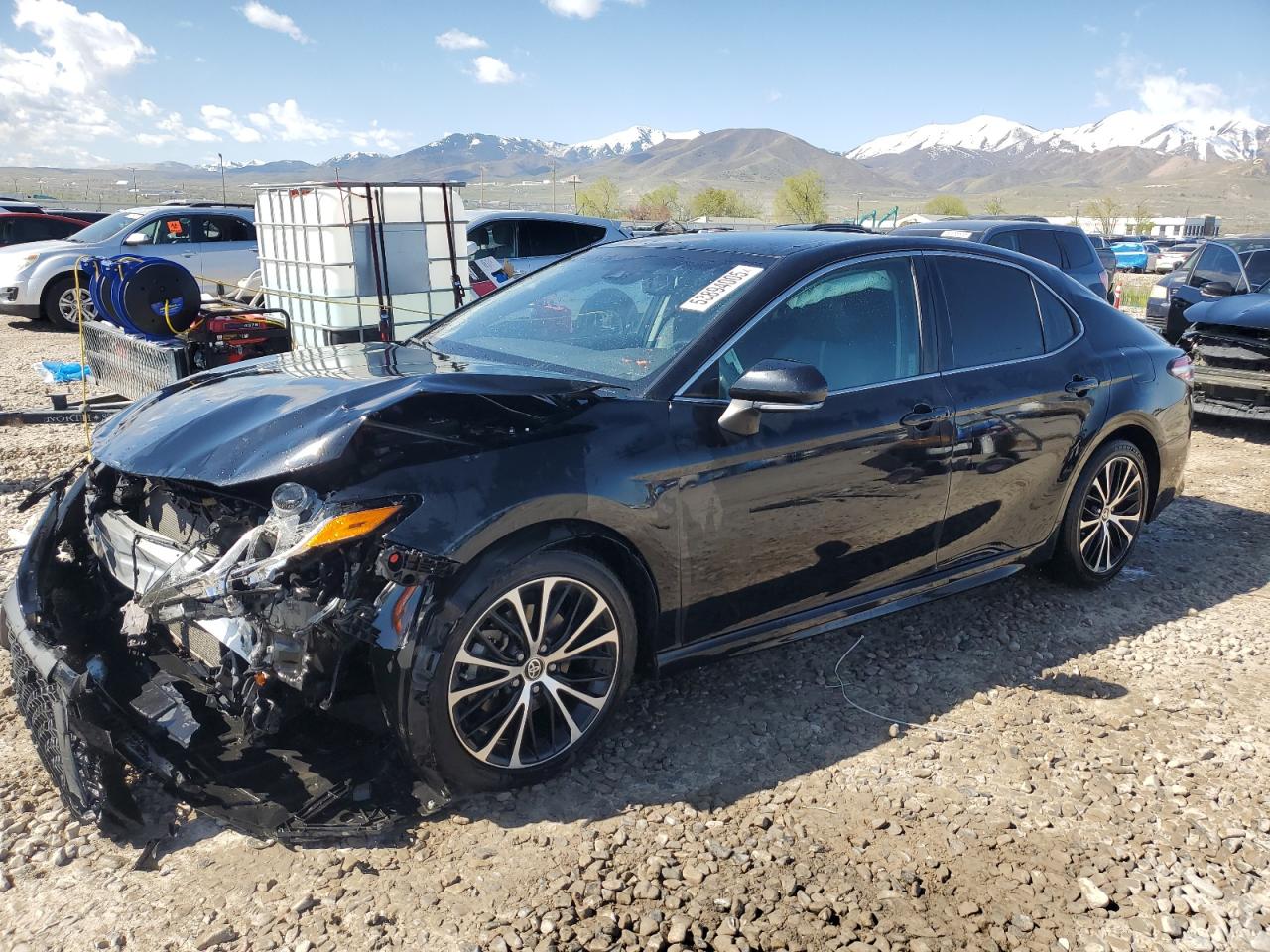 TOYOTA CAMRY SE