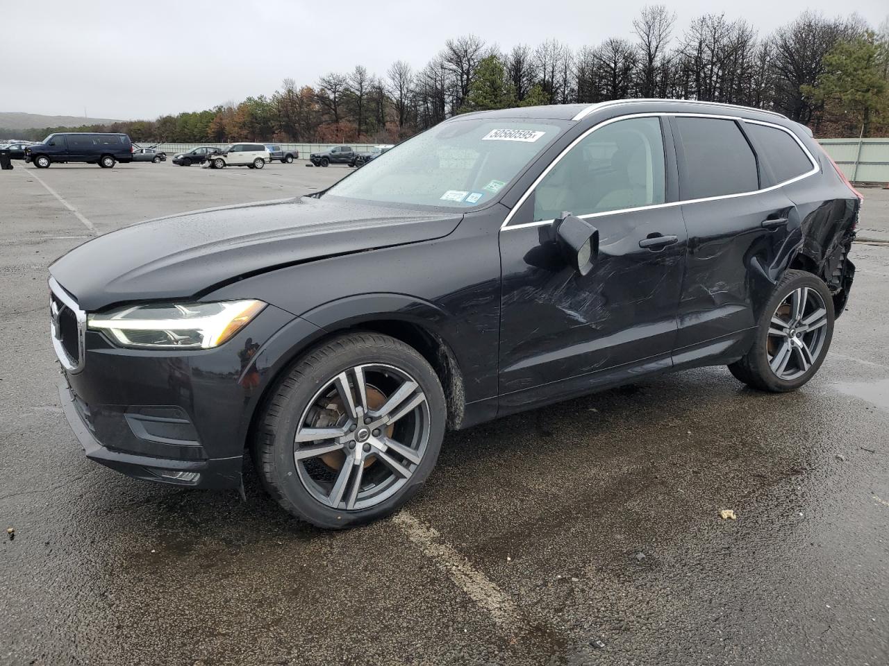 VOLVO XC60 T5 MOMENTUM