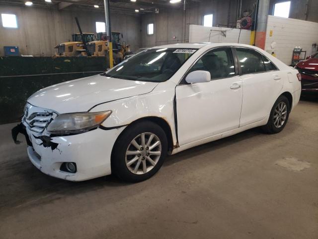 TOYOTA CAMRY BASE