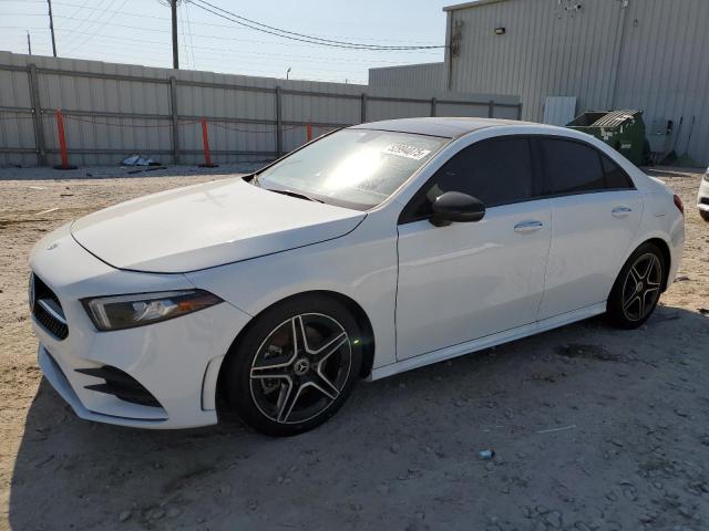 Vin: wdd3g4eb8kw010856, lot: 52994075, mercedes-benz a-class 220 2019 img_1