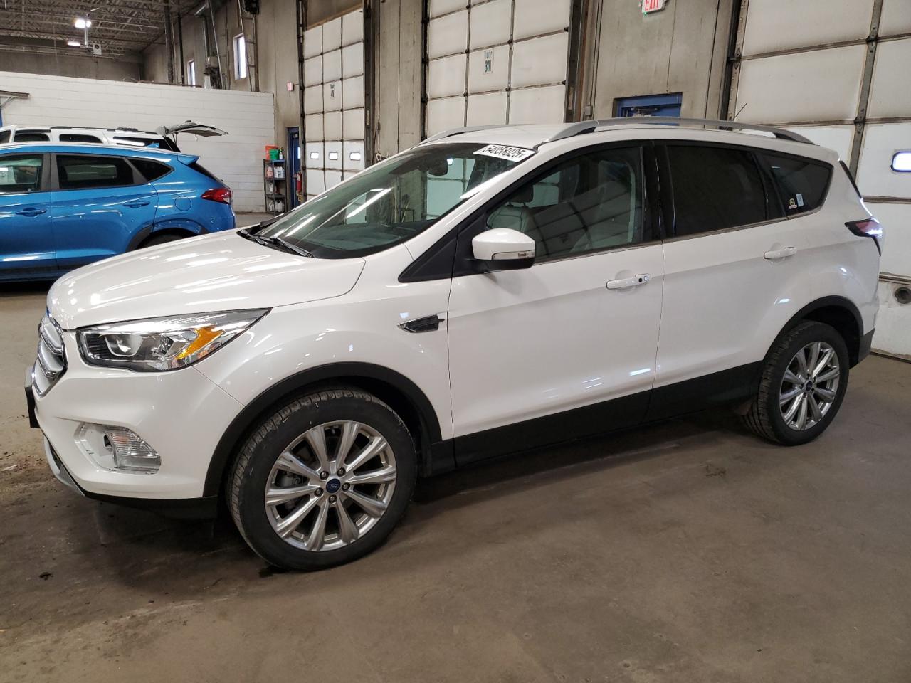 FORD ESCAPE TITANIUM