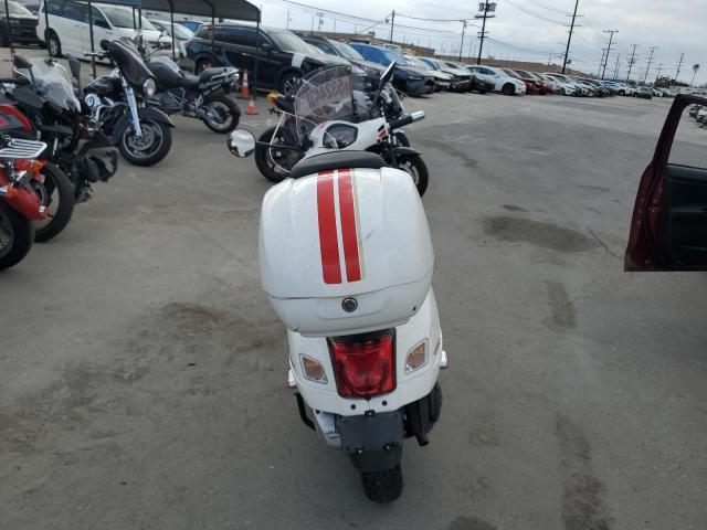 2022 VESPA GTS 300 ZAPMA39M6N5202680