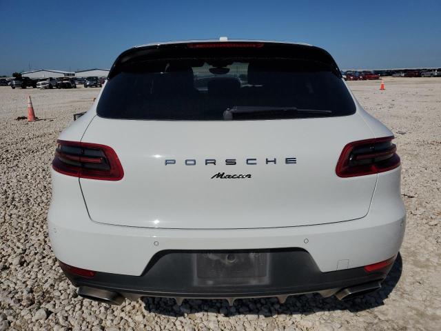2018 PORSCHE MACAN WP1AA2A57JLB19833