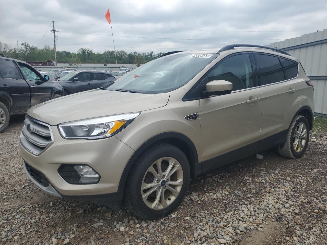 FORD ESCAPE SE