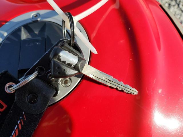 2016 SUZUKI GSX-R600 - JS1GN7FA7G2100419