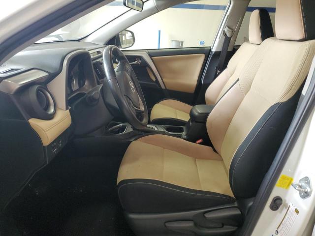 2016 TOYOTA RAV4 XLE - JTMRFREV9GJ097962