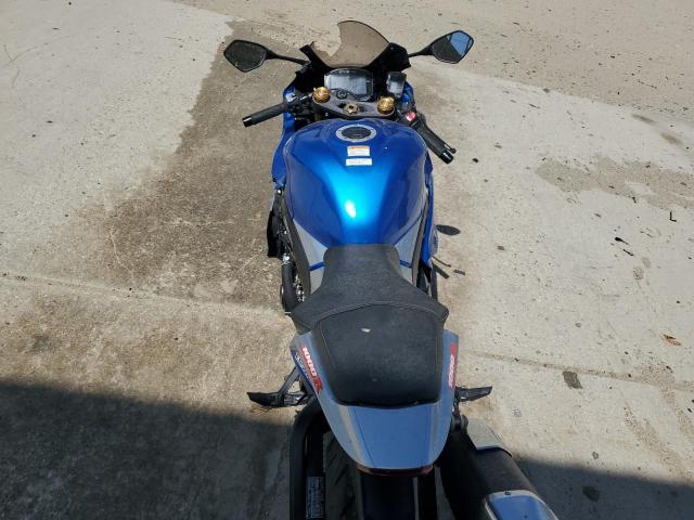 2023 SUZUKI GSX-R1000 JS1DM11H8P7100522