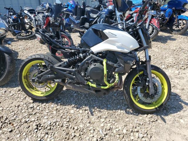 CF MOTO 650NK 2023 white  gas LCEPEVLB0P6000422 photo #1