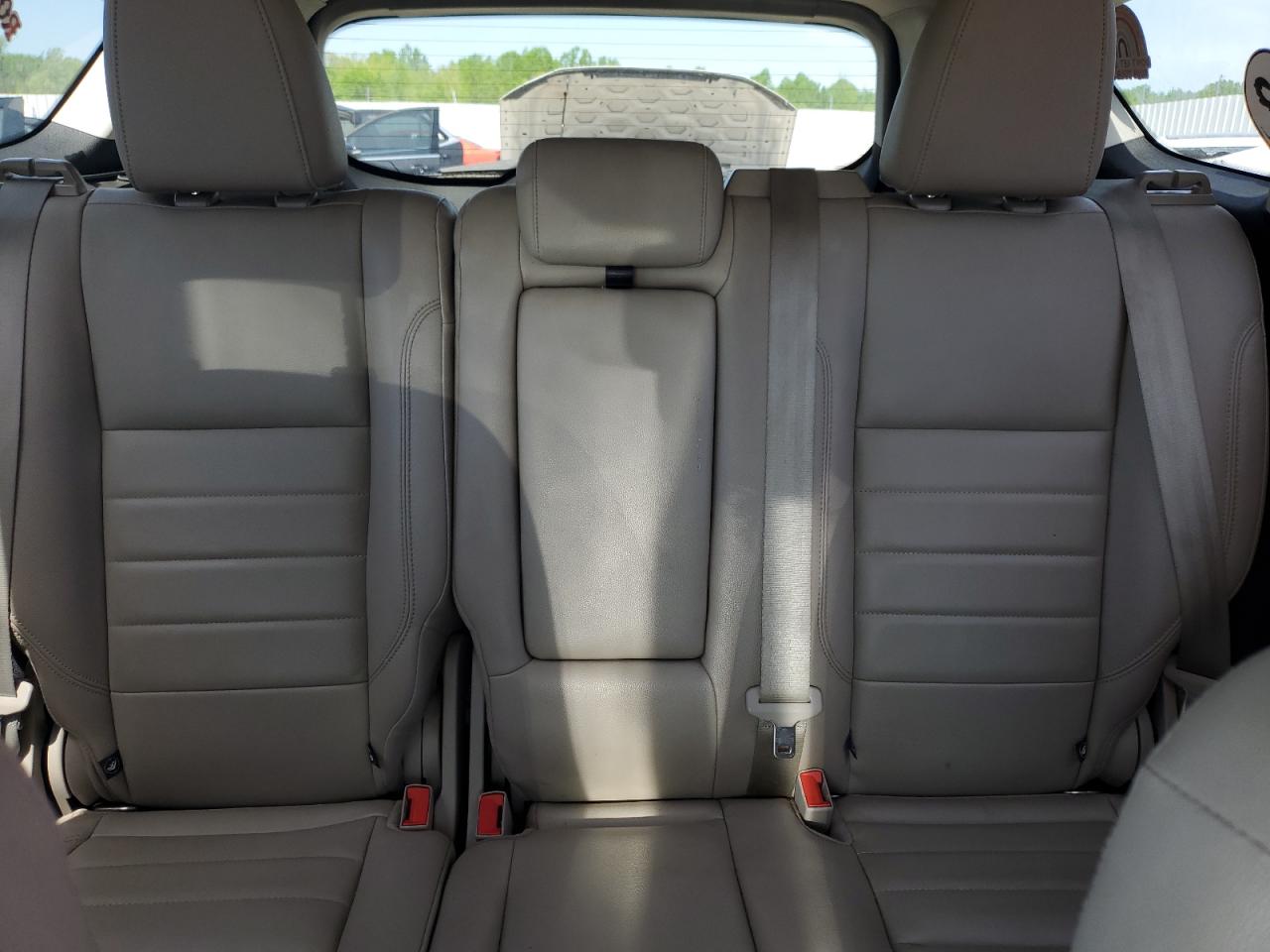 FORD ESCAPE TITANIUM