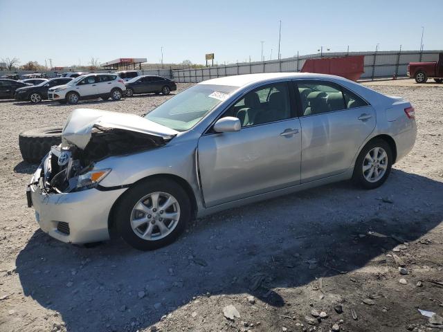 TOYOTA CAMRY BASE