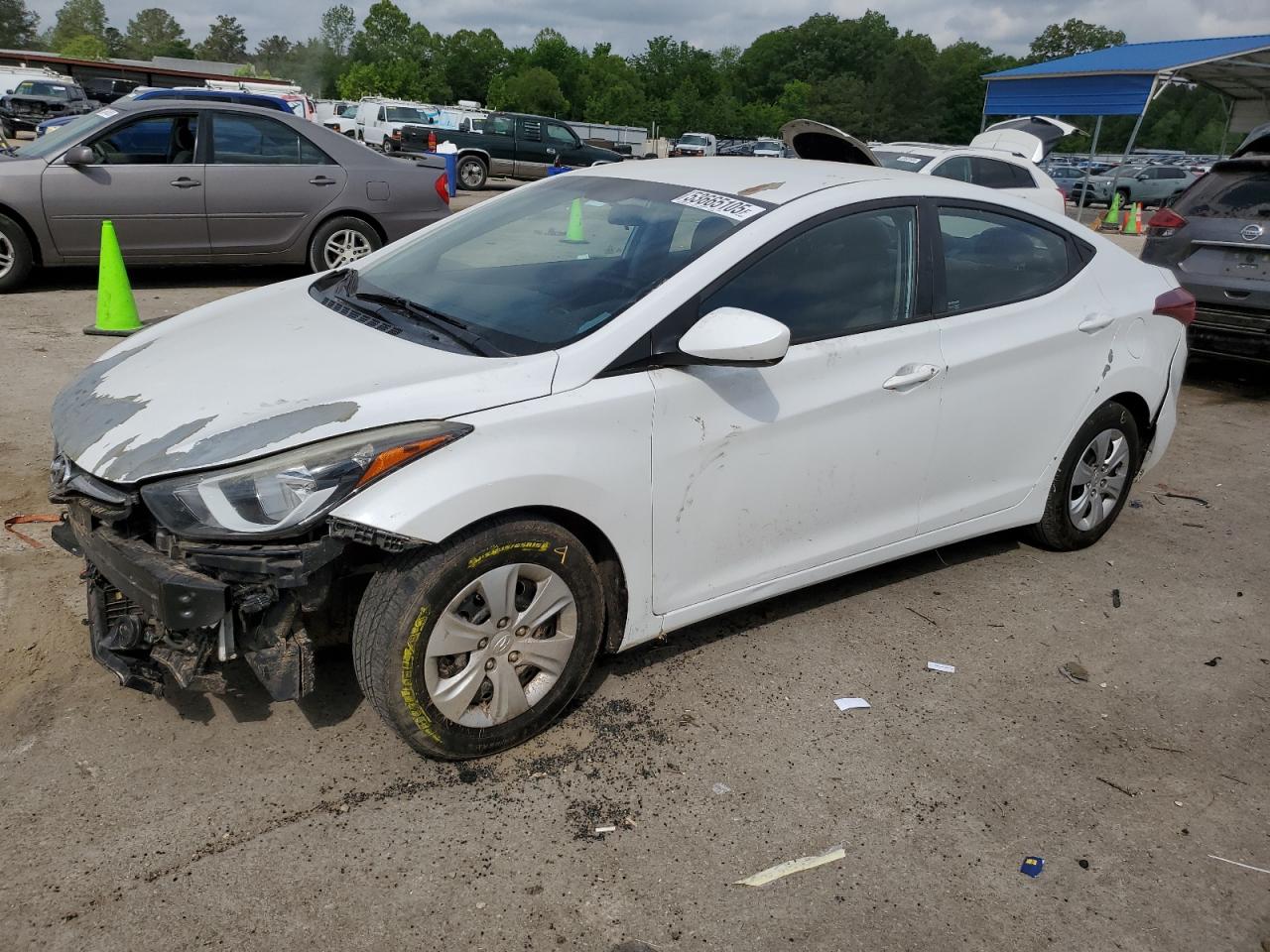 HYUNDAI ELANTRA SE