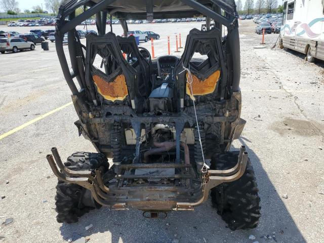 2015 CAN-AM COMMANDER - 3JBKCAP21FJ001374