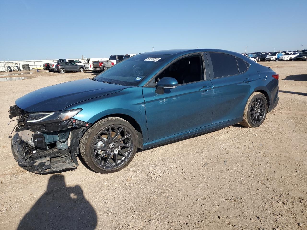 TOYOTA CAMRY XSE