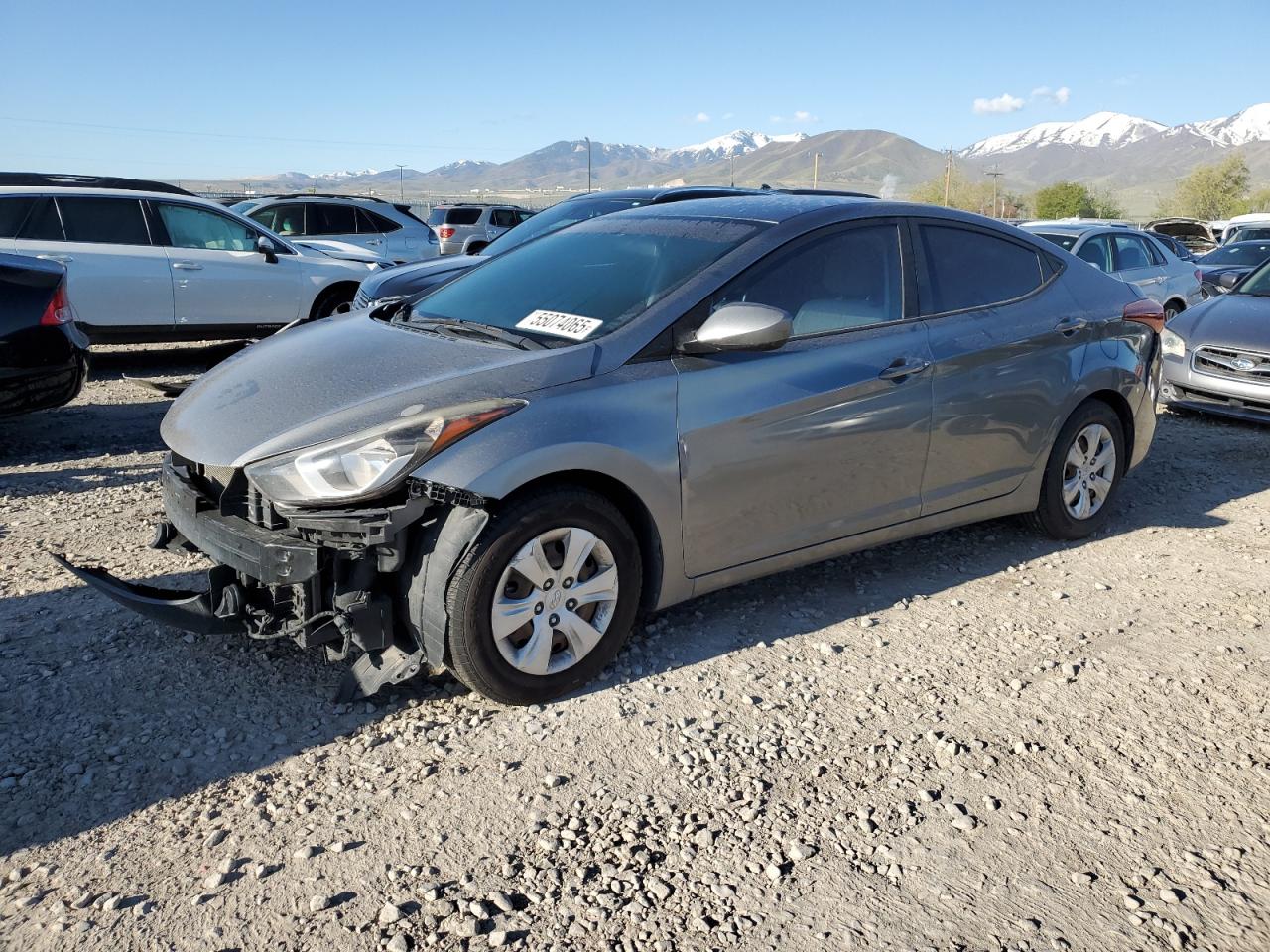 HYUNDAI ELANTRA SE