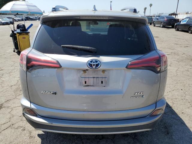 2018 TOYOTA RAV4 HV LE JTMRJREVXJD252457