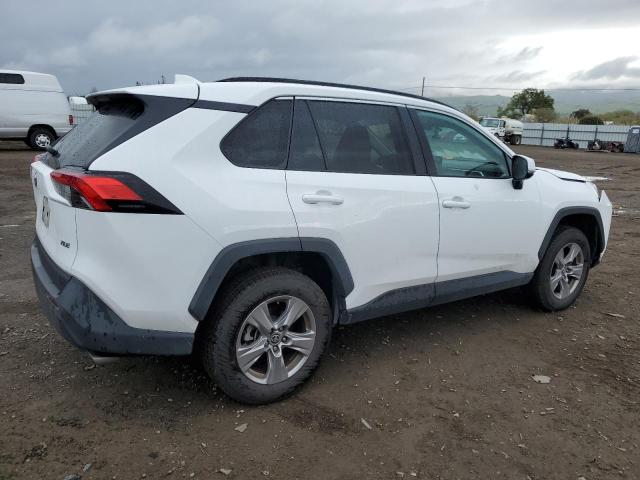 TOYOTA RAV4 XLE 2022 white  gas 2T3W1RFV3NC174597 photo #4