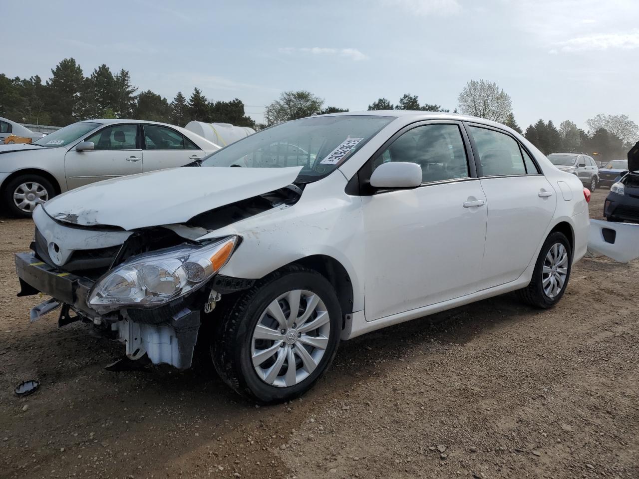 TOYOTA COROLLA BASE