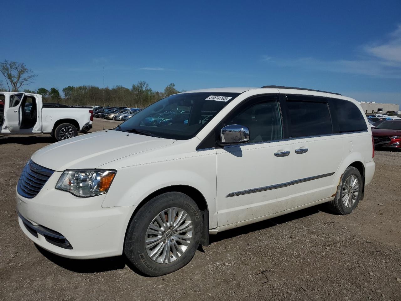 CHRYSLER TOWN & COUNTRY TOURING L
