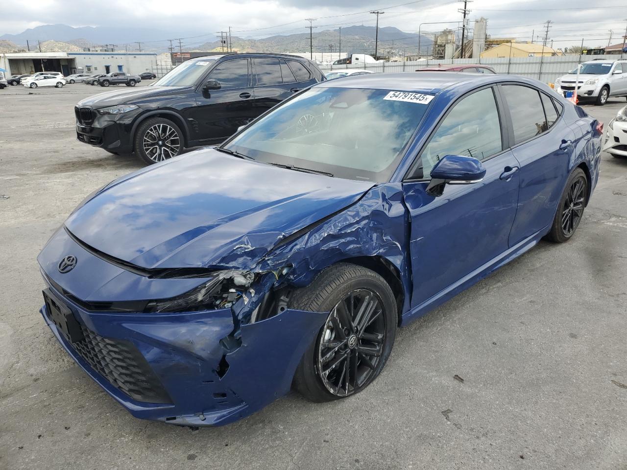 TOYOTA CAMRY XSE