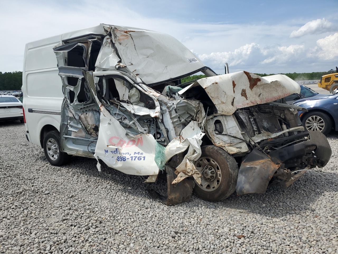 NISSAN NV2500 2500 S