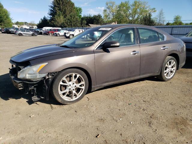 NISSAN MAXIMA S