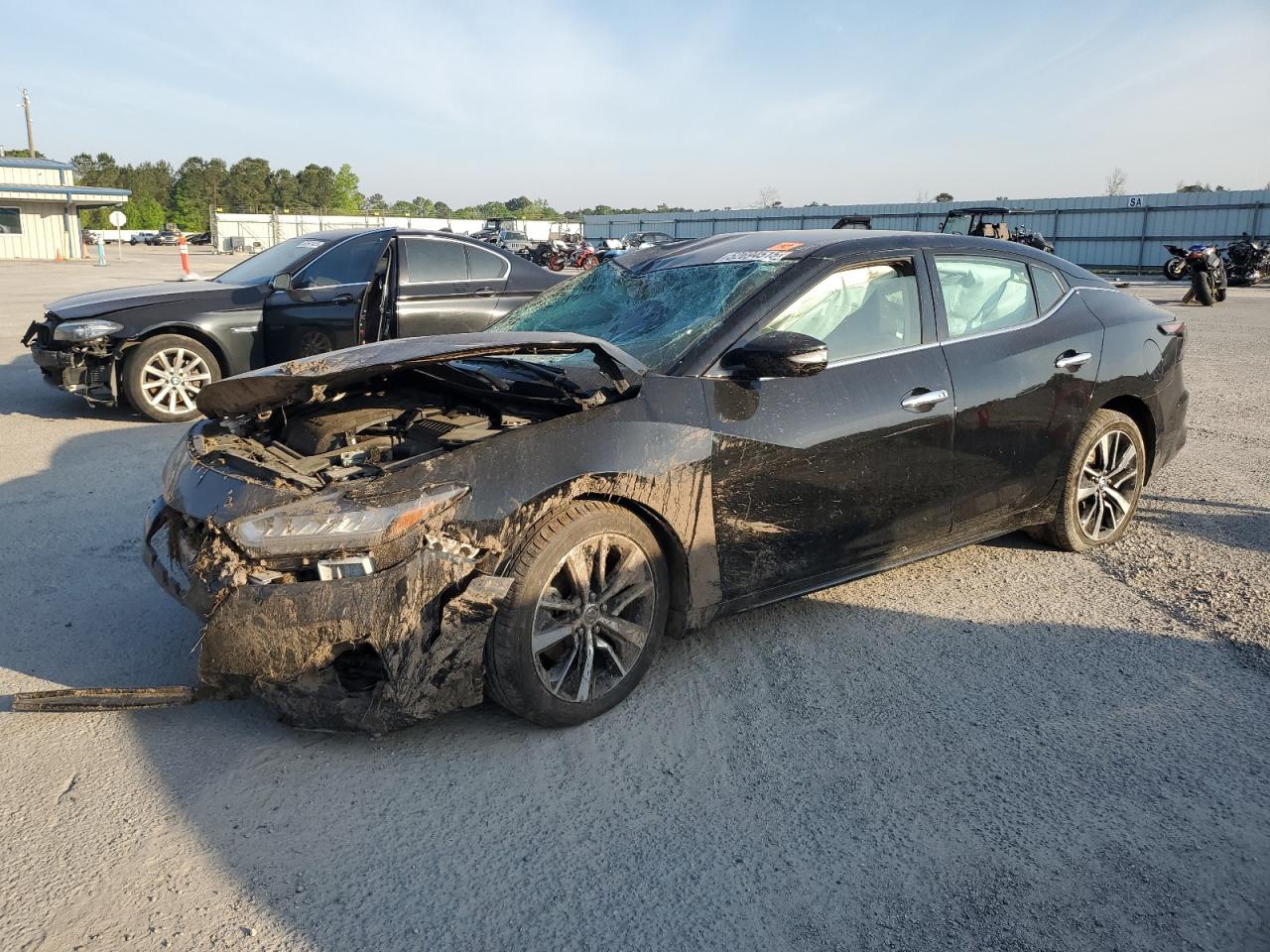 NISSAN MAXIMA SV