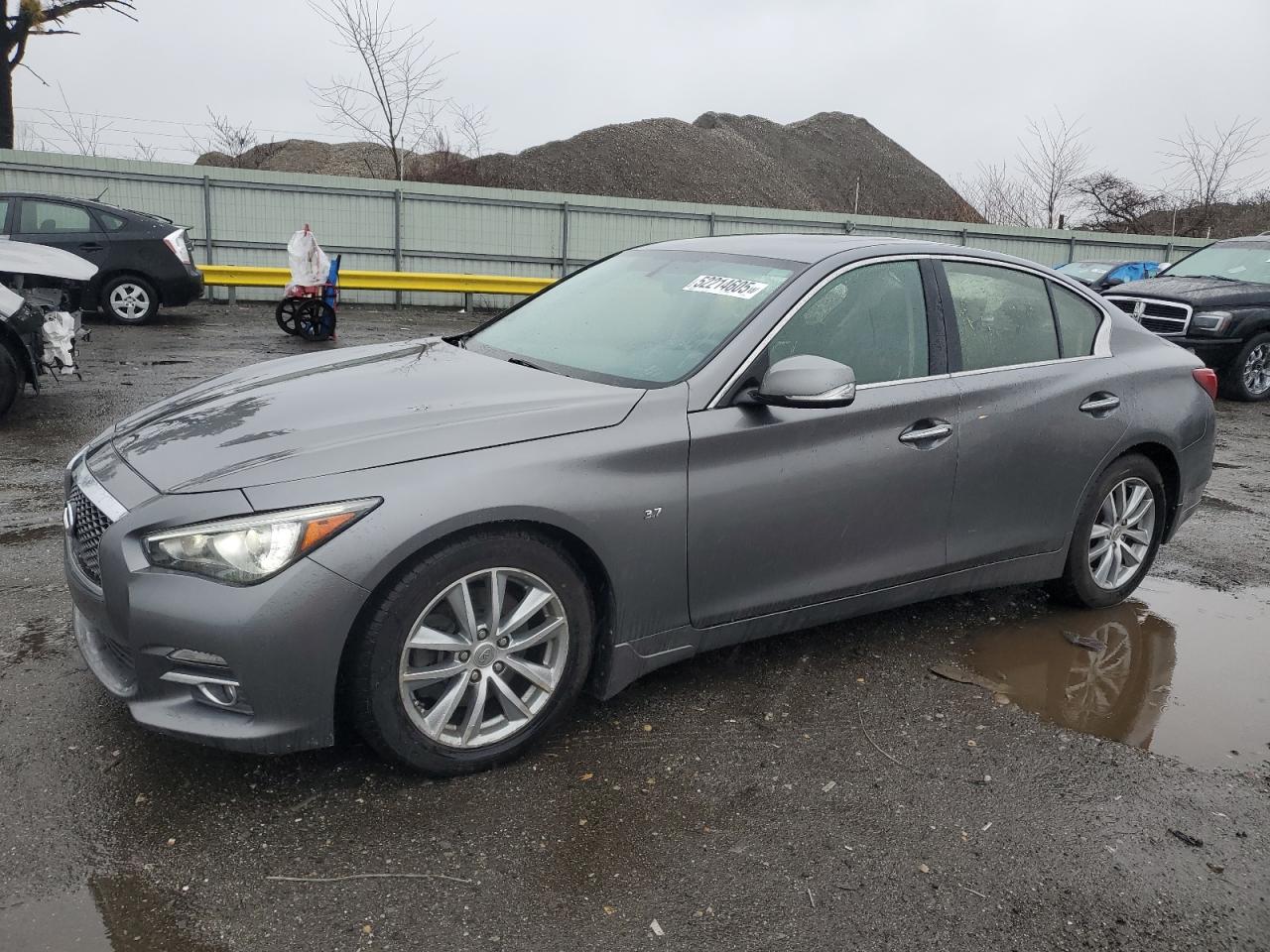 INFINITI Q50 BASE