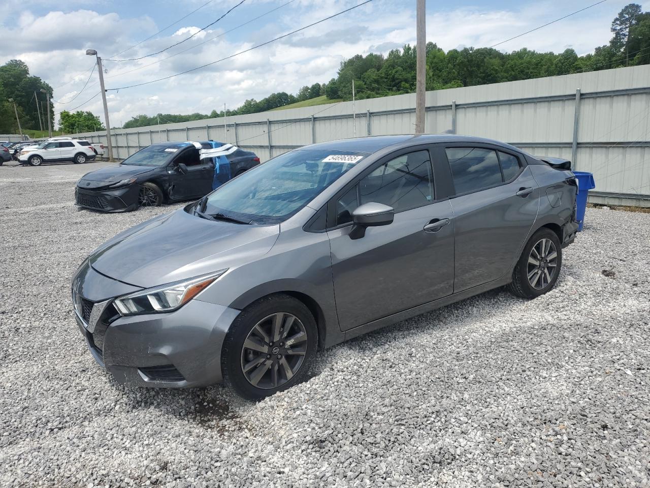 NISSAN VERSA SV