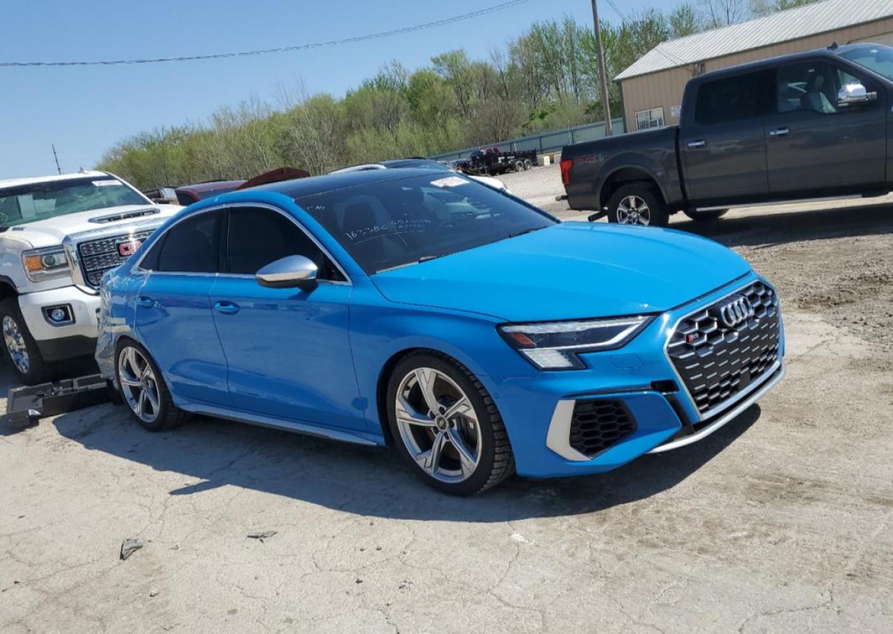 AUDI S3 PRESTIGE