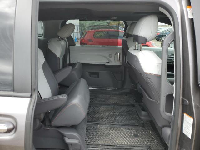 2021 TOYOTA SIENNA LE - 5TDGRKEC4MS044640