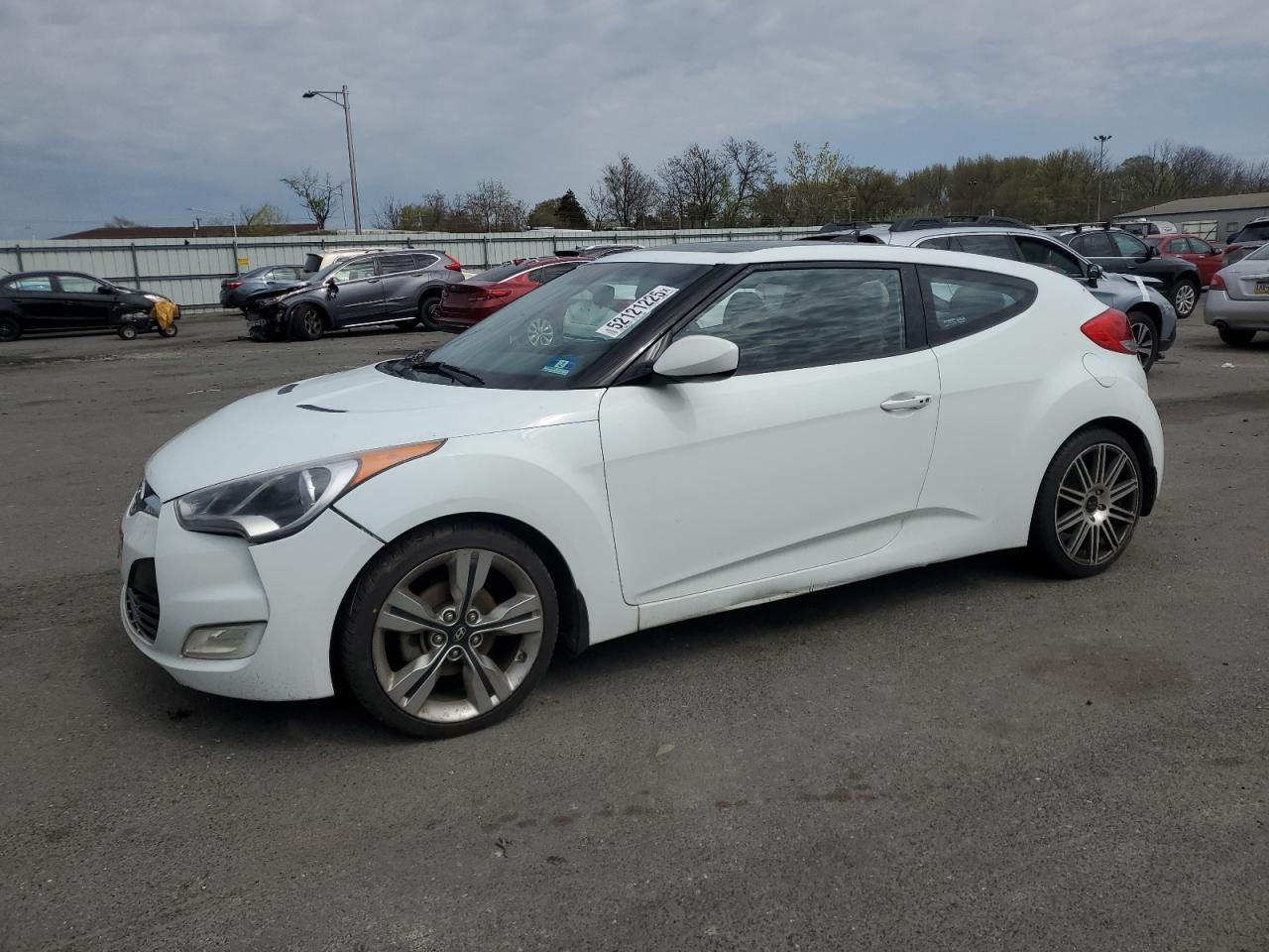 HYUNDAI VELOSTER