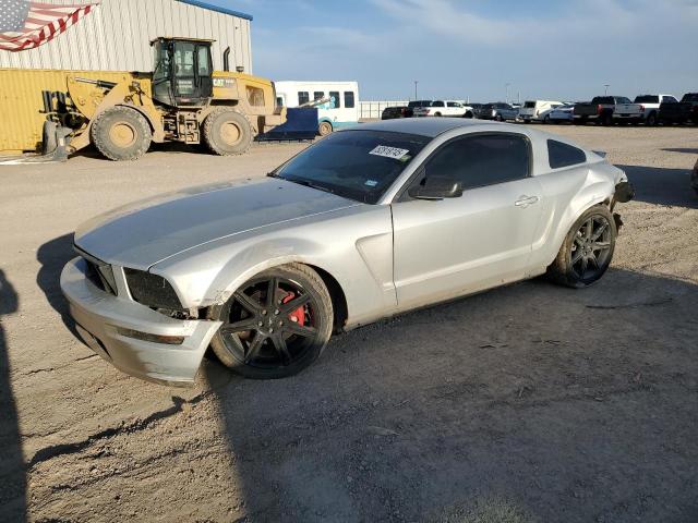 FORD MUSTANG GT
