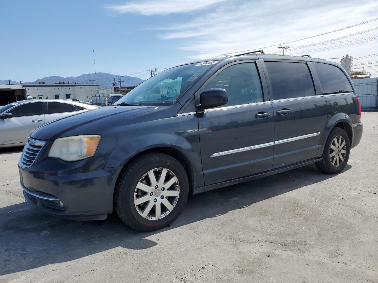 CHRYSLER TOWN & COUNTRY TOURING