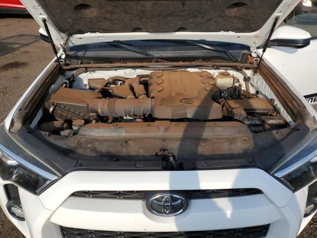 2019 TOYOTA 4RUNNER SR - JTEBU5JR2K5641935