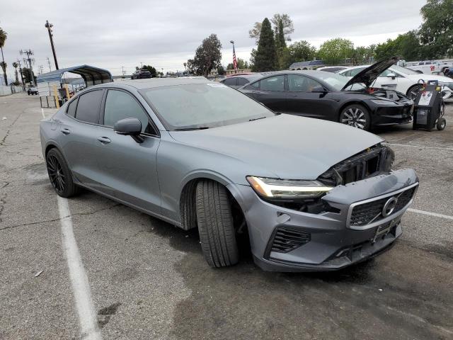 Vin: 7jrbr0fm3kg012437, lot: 53580185, volvo s60 t8 r-design 20194