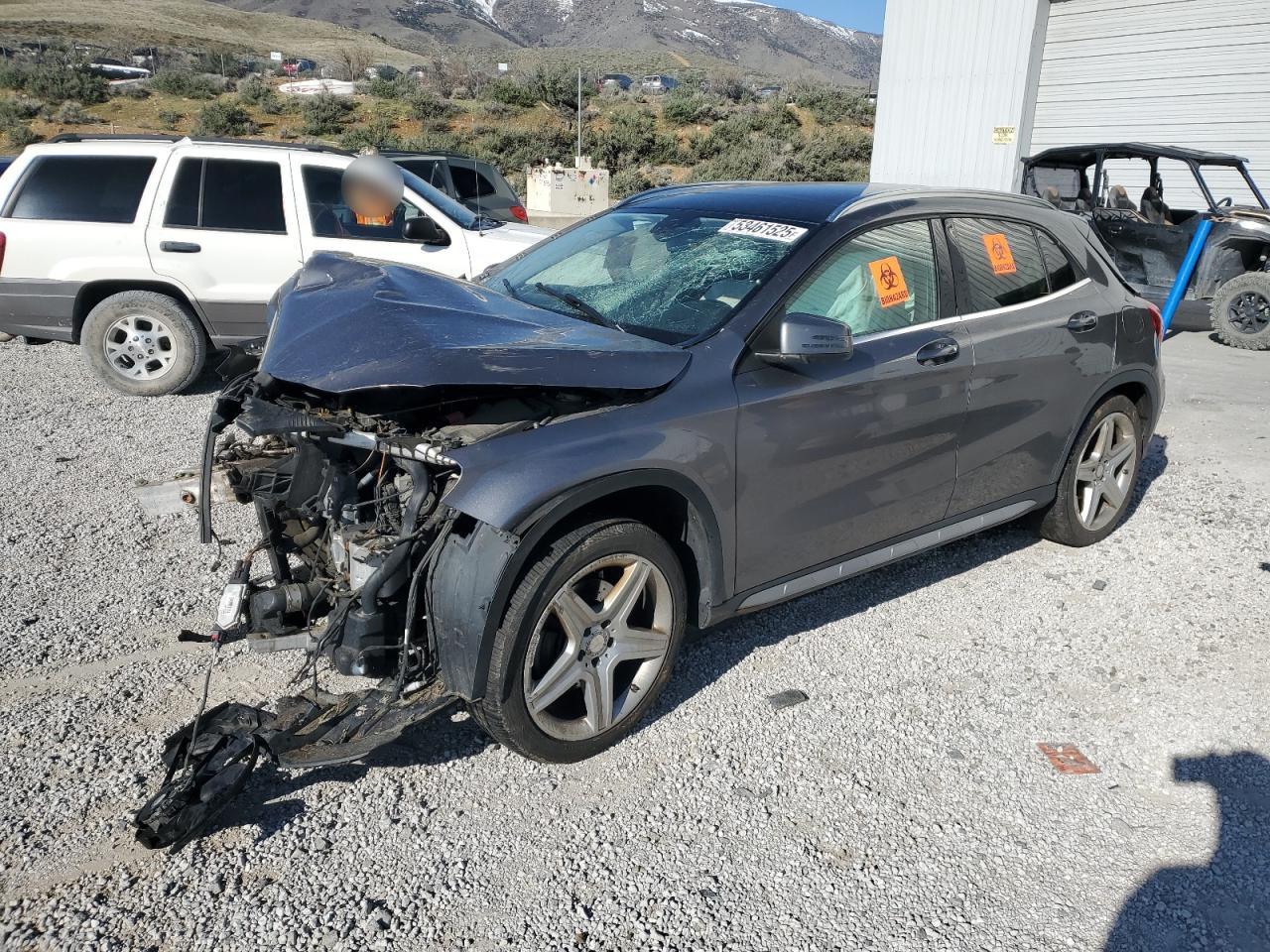 MERCEDES-BENZ GLA-CLASS 2015