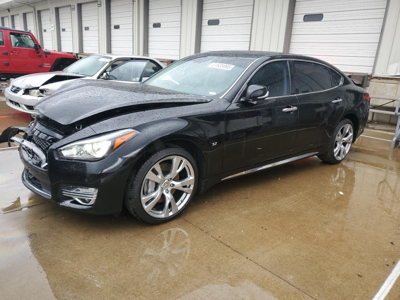 INFINITI Q70 3.7 LUXE