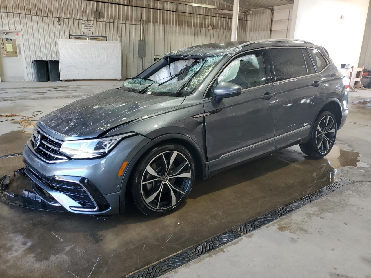 VOLKSWAGEN TIGUAN SEL R-LINE BLACK