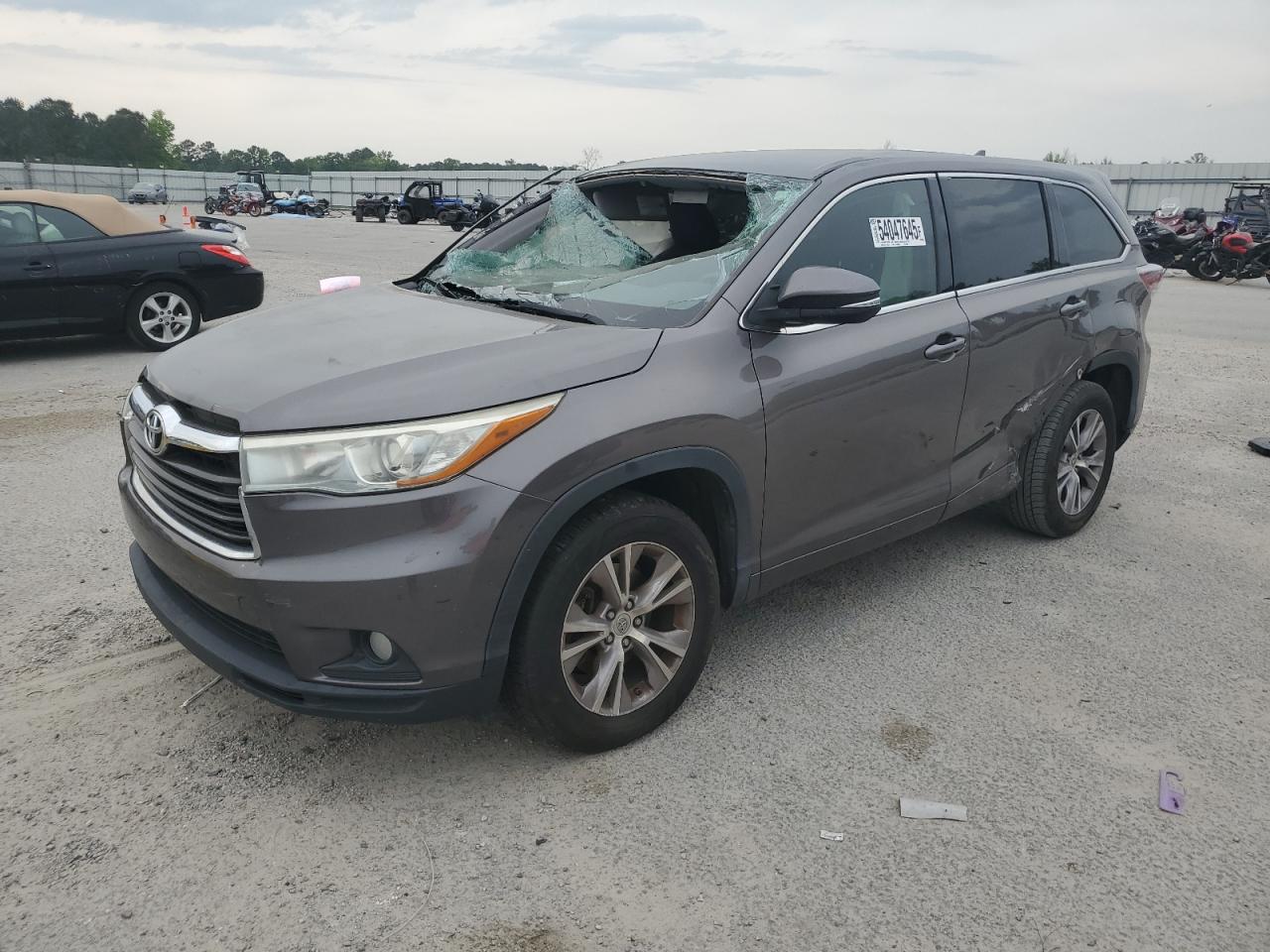 TOYOTA HIGHLANDER LE