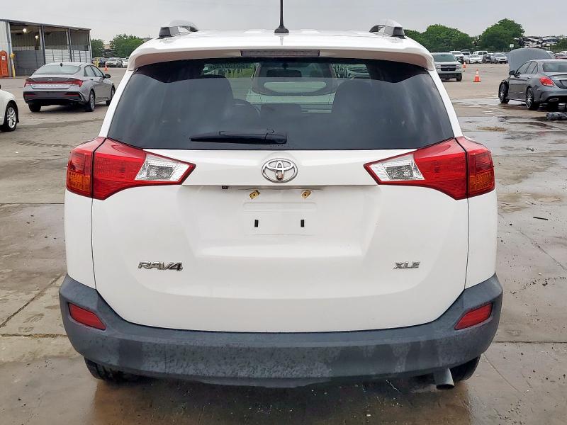 2015 TOYOTA RAV4 XLE - 2T3WFREV1FW133341
