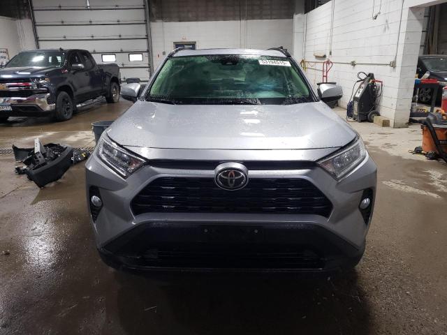 2019 TOYOTA RAV4 XLE - JTMP1RFV8KD019622